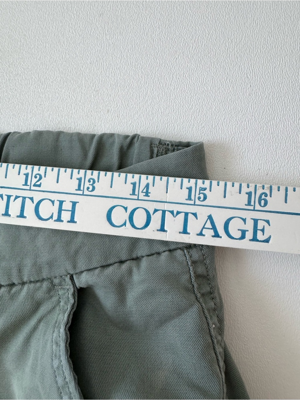 American Eagle Cargo Pants Size 6 Sage Green Wide Leg Y2K Stretch Utility - Picture 3 of 9